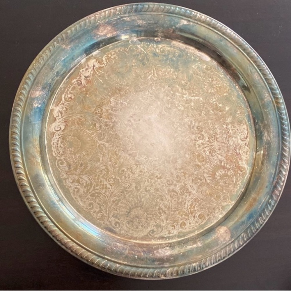 Vintage WM. Rogers Silver Plate 12” Serving Tray Round Etched